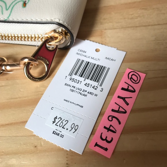 Coach wallet🎈🎈 - Picture 8 of 8